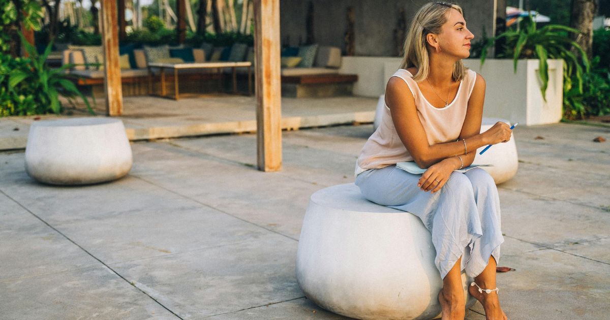 Stop second-guessing yourself after divorce - Single Mama Way Counselling Journalling and reflection as a tool for Stop second-guessing yourself after divorce